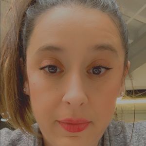 Meet your Posher, Bethany